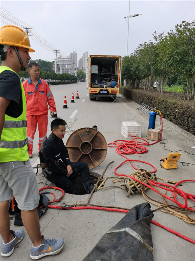 山城翻衬法管道修复技术主要工序