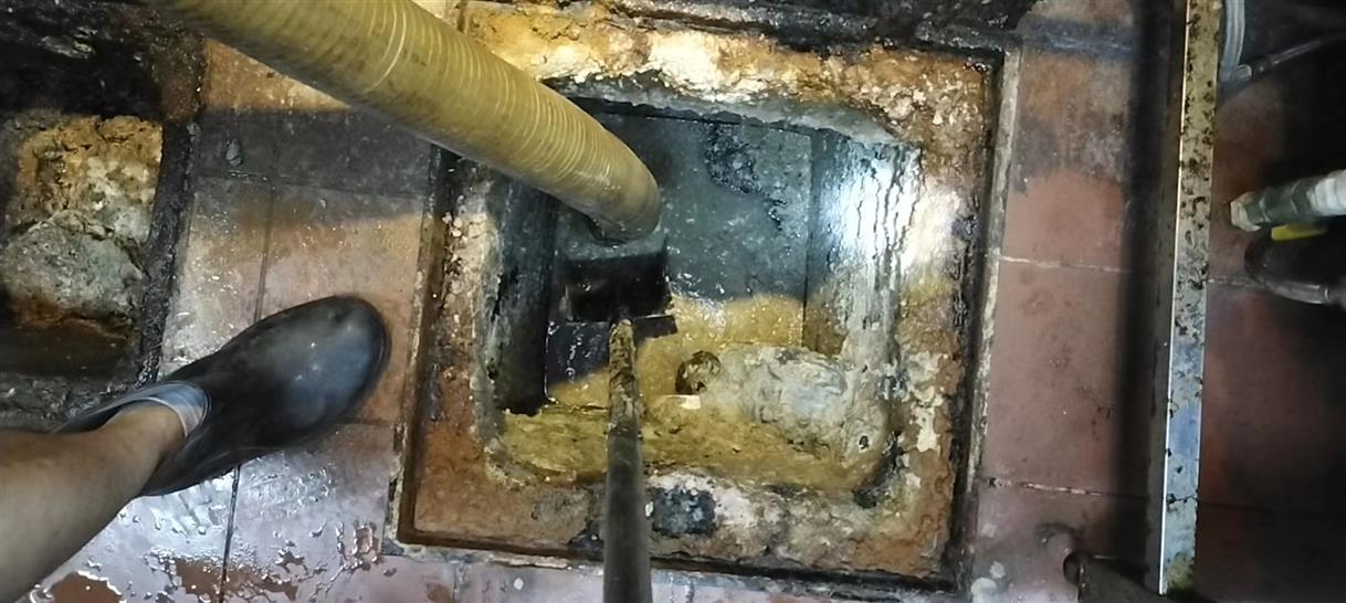 山城污水池清理一般都有毒气,怎么预防中毒呢?