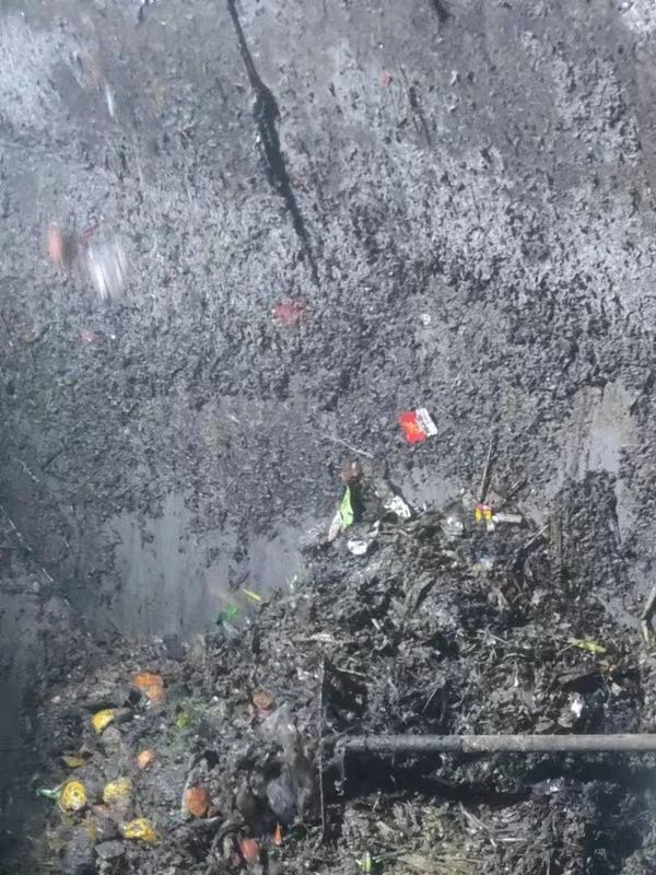 山城污水池清理